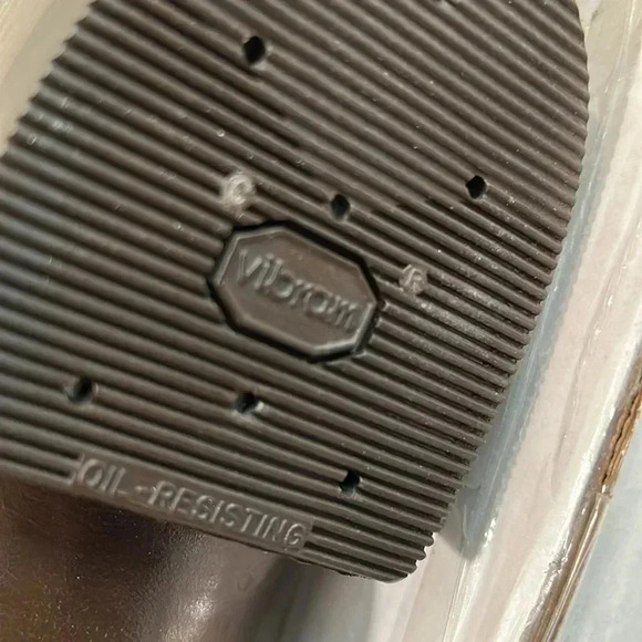 Loveless Custom Boots - Picture 8 of 13